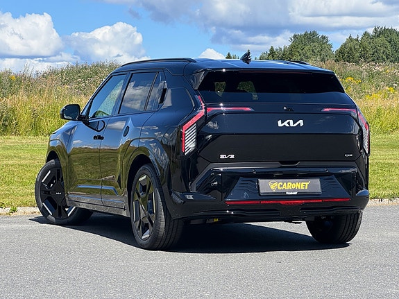 Kia EV3 8 of 30