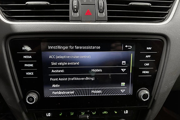 Skoda Octavia Scout 25 of 28