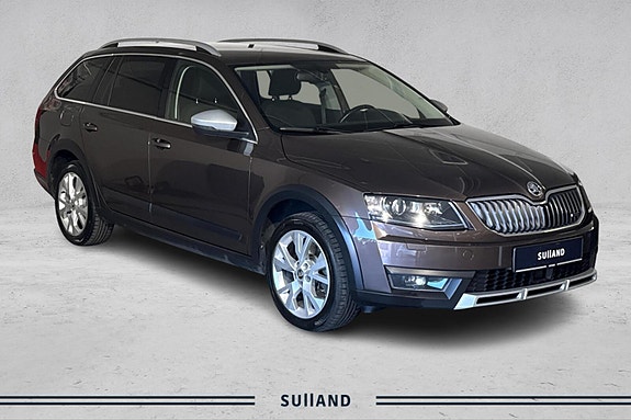 Skoda Octavia Scout 7 of 24