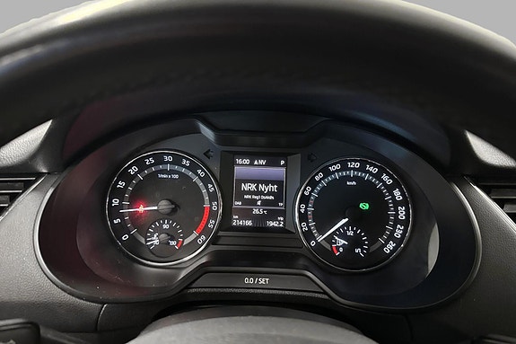 Skoda Octavia Scout 12 of 24