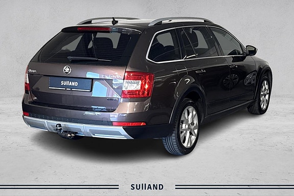 Skoda Octavia Scout 5 of 5