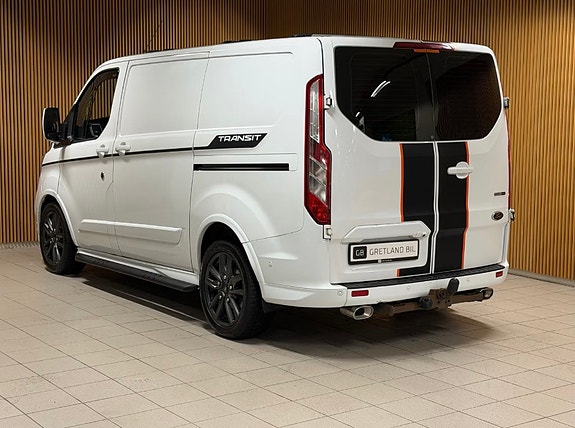 Ford Transit Custom 290L 5 of 5