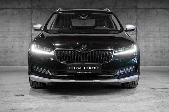 Skoda Superb 3 of 5