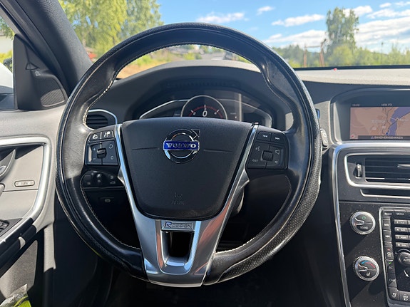 Volvo V60 15 of 21
