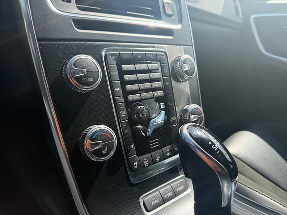 Volvo V60 19 of 21