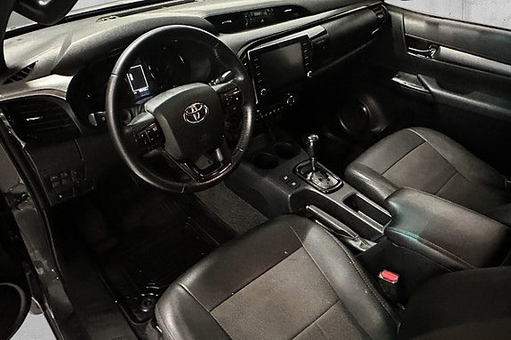 Toyota HiLux 5 of 5