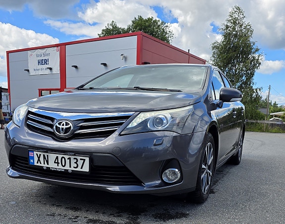 Toyota Avensis 23 of 30
