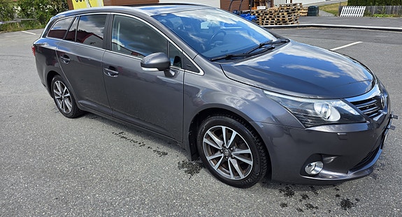 Toyota Avensis 29 of 30