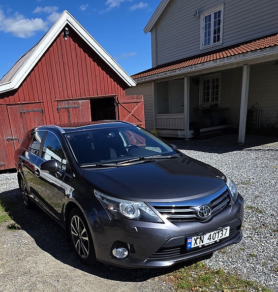 Toyota Avensis 5 of 30