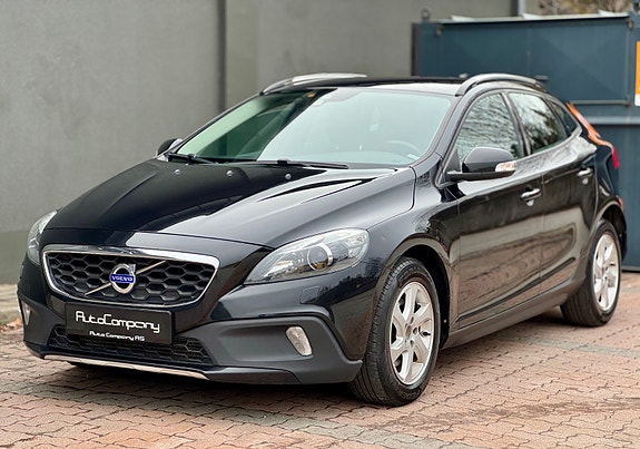 Volvo V40 Cross Country 6 of 30