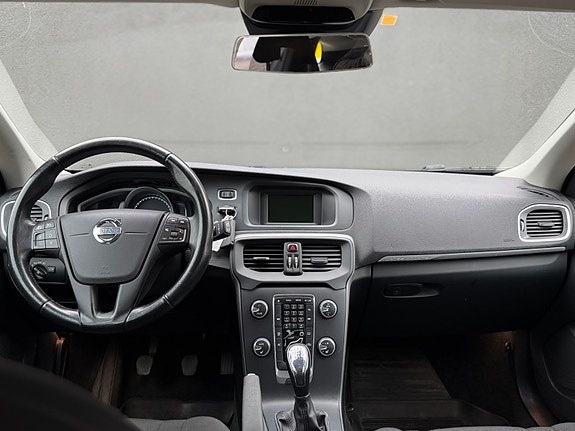 Volvo V40 Cross Country 23 of 30