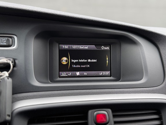 Volvo V40 Cross Country 29 of 30
