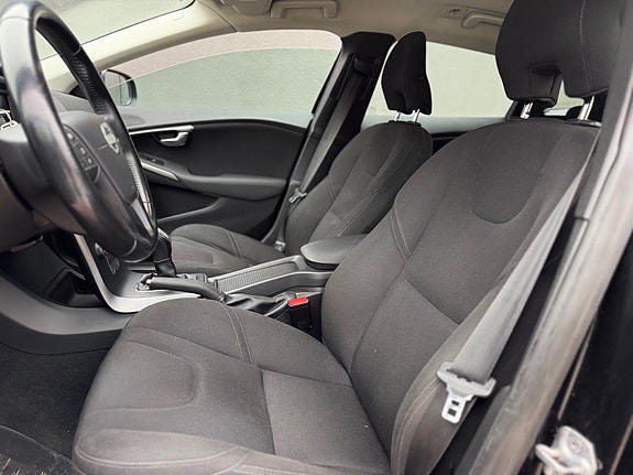 Volvo V40 Cross Country 21 of 30