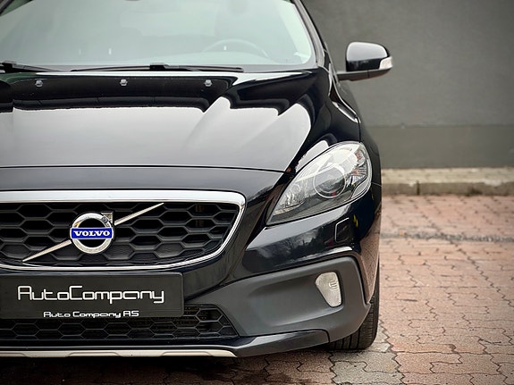 Volvo V40 Cross Country 4 of 30