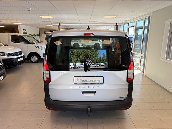 Volkswagen Caddy Maxi 25 of 30