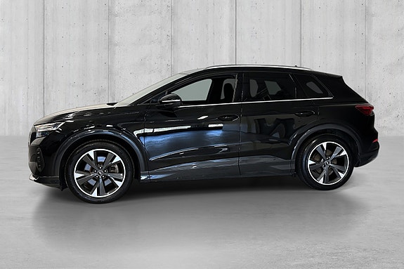 Audi Q4 e-tron 4 of 5