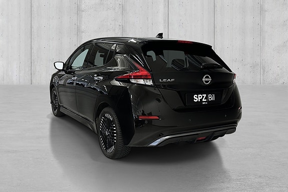 Nissan Leaf 5 of 5