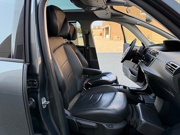 Citroen C4 Picasso 14 of 30