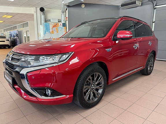 Mitsubishi Outlander 3 of 5