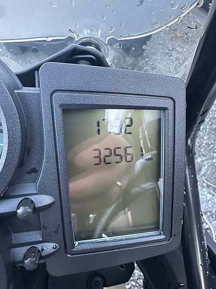 BMW F 800 GS Adventure 7 of 19