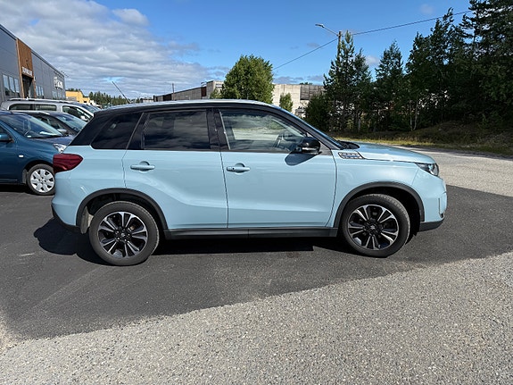 Suzuki Vitara 7 of 30