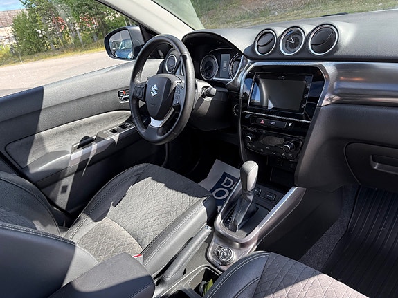 Suzuki Vitara 22 of 30