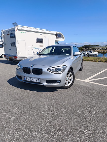 BMW 116d 2 of 5