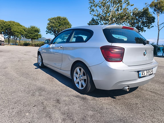 BMW 116d 4 of 5