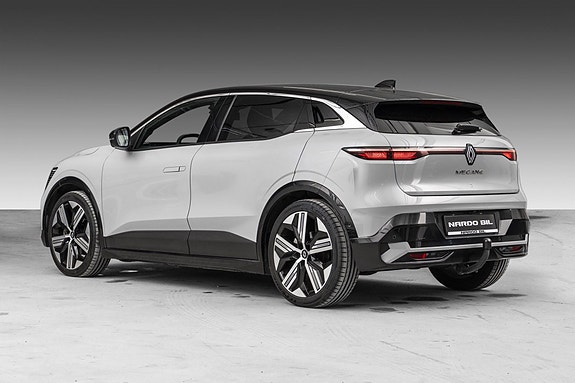 Renault Megane E-Tech 5 of 5