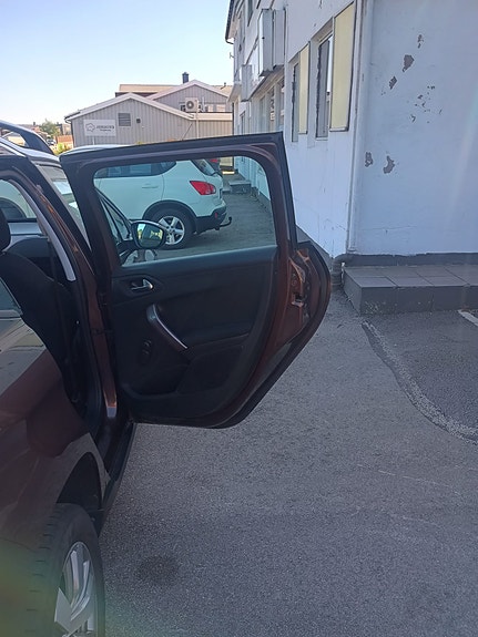 Peugeot 2008 18 of 30