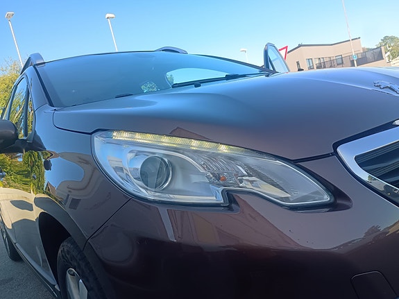 Peugeot 2008 8 of 30