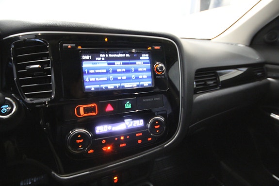 Mitsubishi Outlander 23 of 27