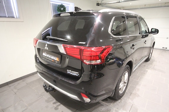 Mitsubishi Outlander 8 of 27