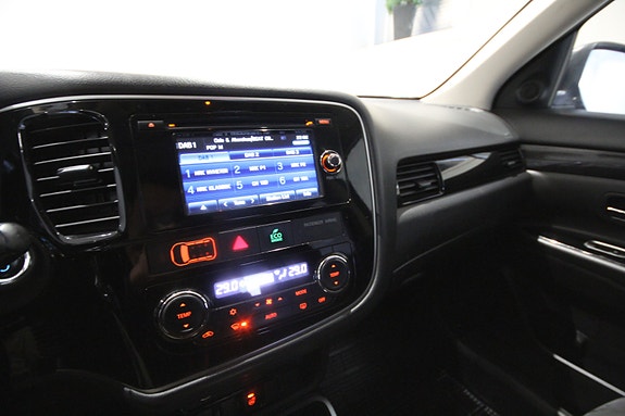 Mitsubishi Outlander 21 of 27