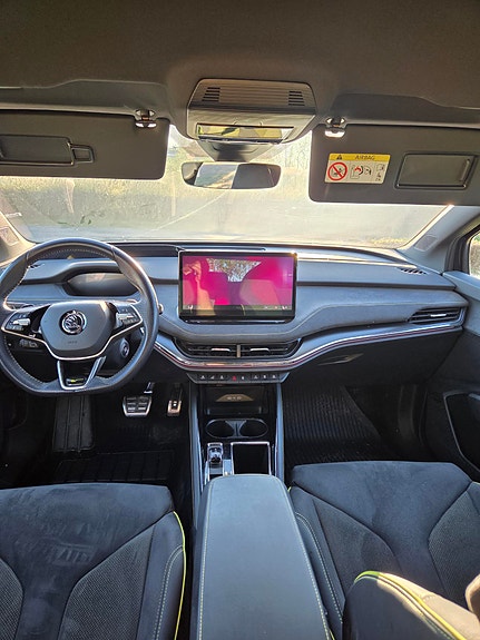 Skoda Enyaq RS 14 of 17