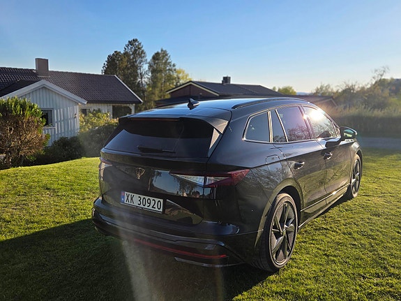Skoda Enyaq RS 6 of 17