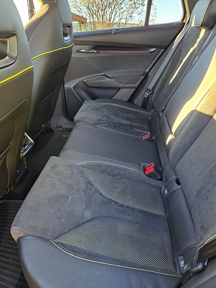 Skoda Enyaq RS 11 of 17