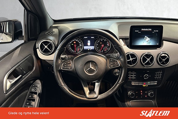 Mercedes-Benz B180 14 of 30