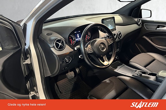 Mercedes-Benz B180 10 of 30