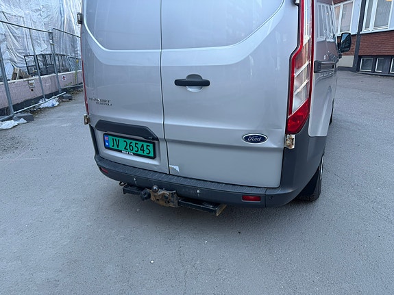 Ford Transit Custom 290L 3 of 5