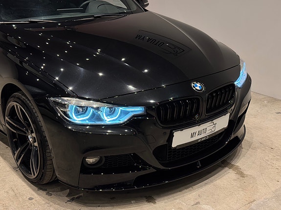 BMW 4 of 30