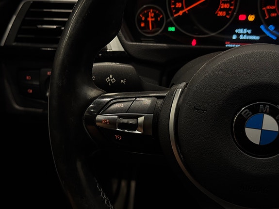 BMW 23 of 30