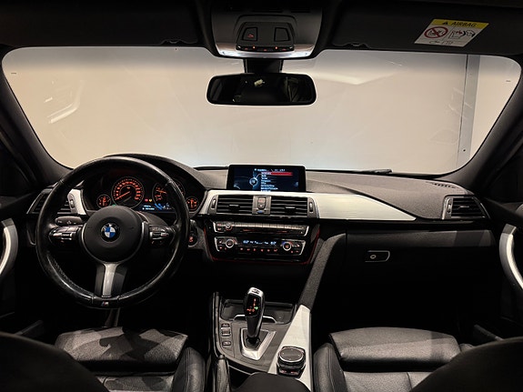 BMW 19 of 30