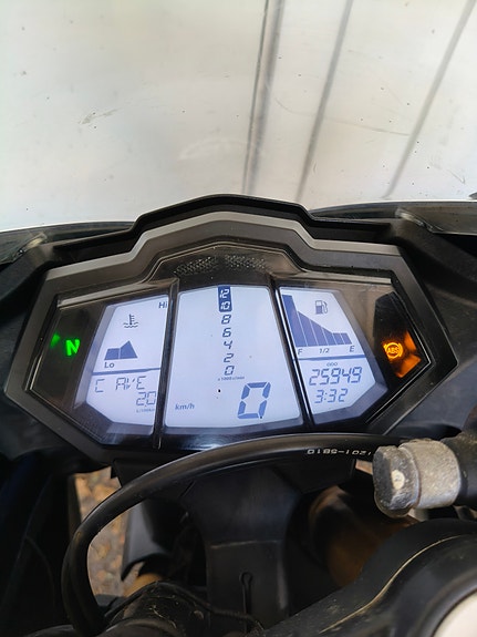 Yamaha YZF-R 125 9 of 10