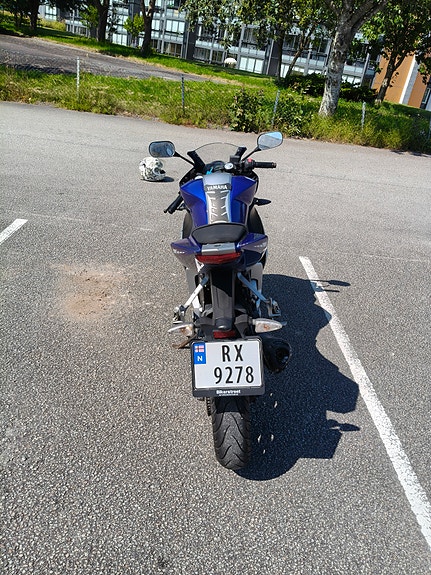 Yamaha YZF-R 125 6 of 10