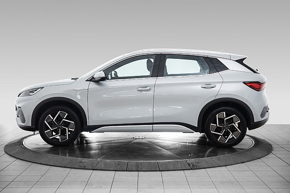 BYD Atto 3 2 of 5
