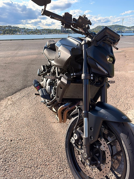 Yamaha MT-07 8 of 10