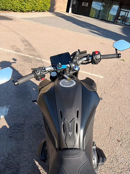 Yamaha MT-07 9 of 10