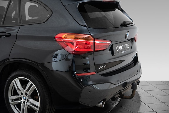 BMW X1 4 of 5