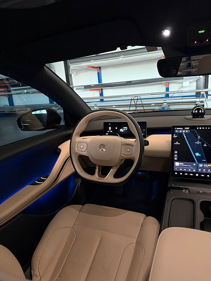 NIO ET5 21 of 26